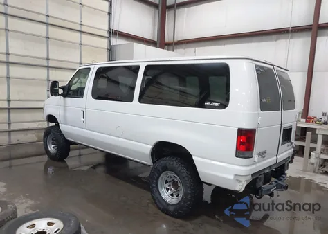 2009 Ford E-350 Super Duty Xl/Xlt z USA, uszkodzony, nr VIN 1FBNE31L59DA43972